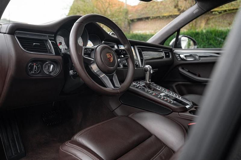 Gebraucht Porsche Macan Turbo Performance Package 441 PS (324 kW) 2017 Grau SUV