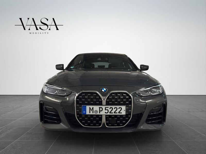 Grau Gebraucht 2023 BMW 420 M Sport Coupé | 37.900 € (Fairer Preis) - Bild 1/4