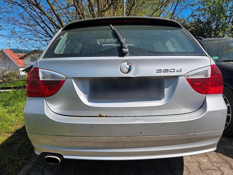 Second-hand BMW 320 177 CP (130 kW) 2008 Argintiu Break