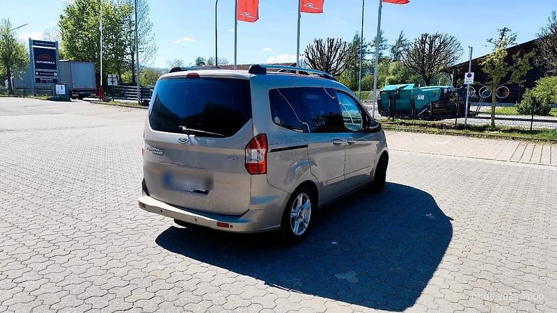 Gebraucht Ford Tourneo Courier 101 PS (74 kW) 2014 Grau Van / Kleinbus