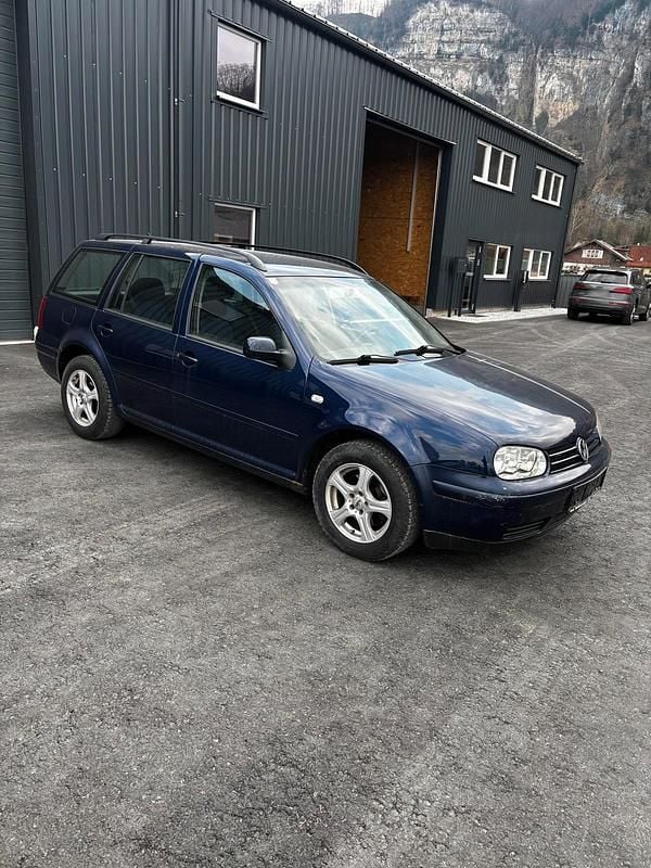 Gebraucht VW Golf IV 90 PS (66 kW) 2002 Blau Kombi