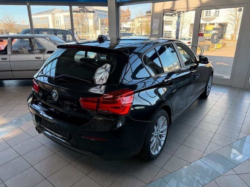 Gebraucht BMW 120 Advantage 190 PS (139 kW) 2017 Schwarz Kleinwagen