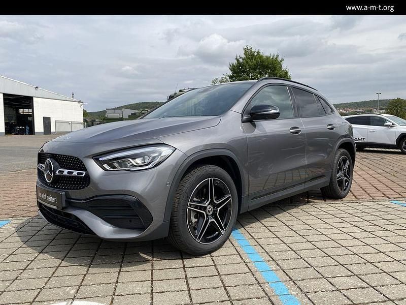 Gebraucht Mercedes GLA250 AMG 218 PS (160 kW) 2021 Grau metallic SUV