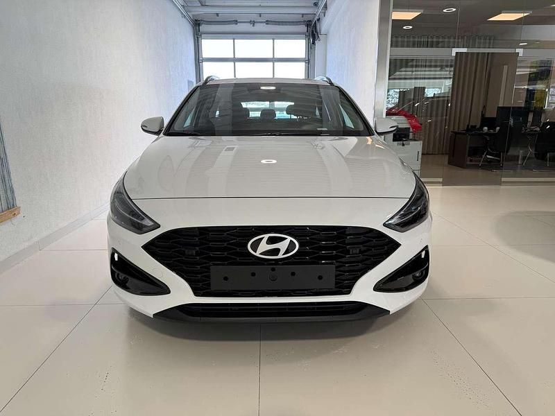 Neu Hyundai i30 GO! 97 PS (71 kW) 2025 Meta blue pearl Kombi