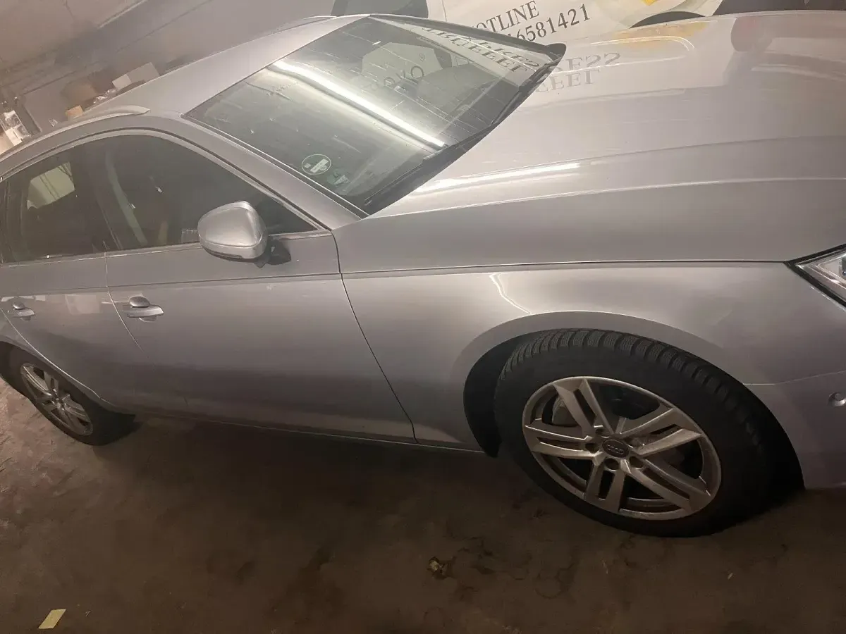 Gebraucht Audi A4 140 PS (102 kW) 2017 Grau Kombi