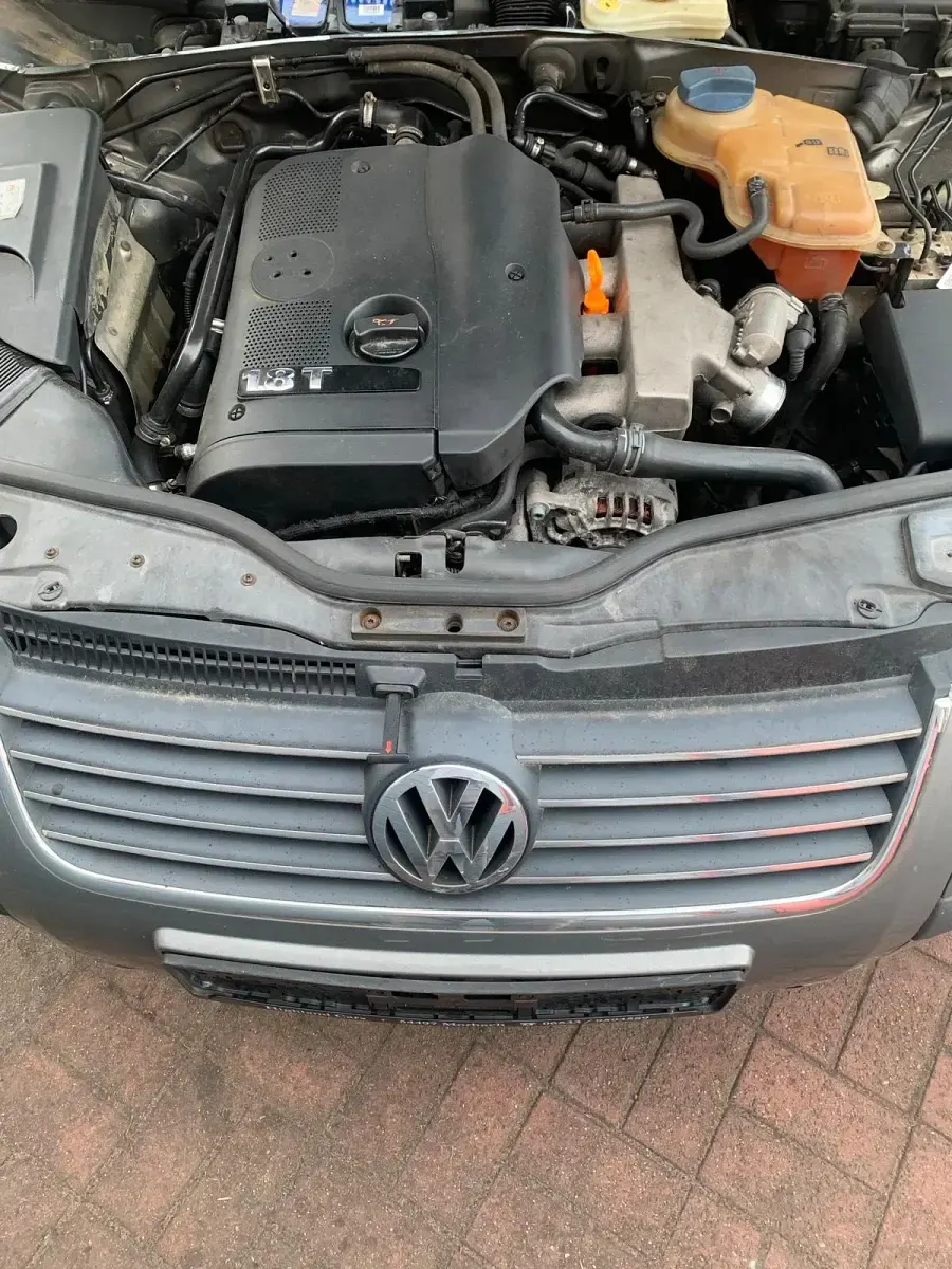 Gebraucht VW Passat 150 PS (110 kW) 2002 Grau Kombi