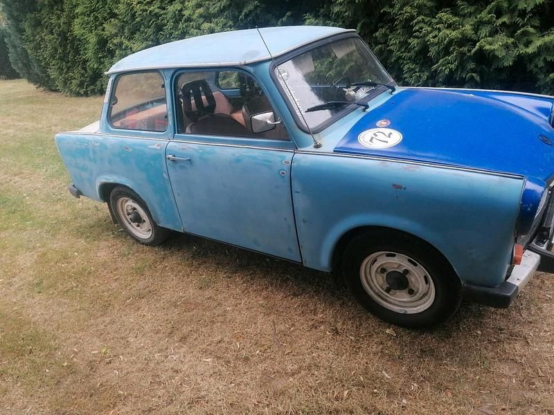 Blau Gebraucht 1993 Trabant 601 Limousine | 2.200 € - Bild 1/4