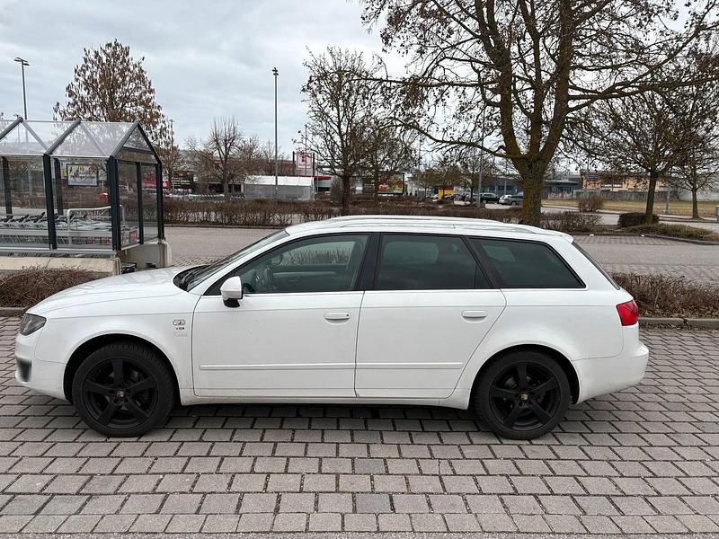 Gebraucht Seat Exeo Style 143 PS (105 kW) 2012 Weiß Kombi