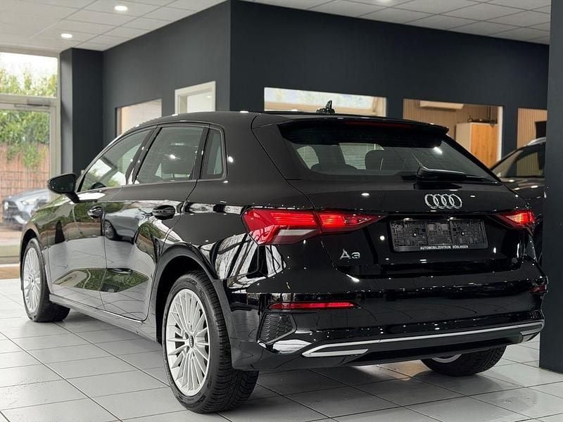 Gebraucht Audi A3 Advanced 110 PS (80 kW) 2022 Schwarz Limousine