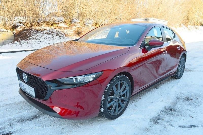 Gebraucht Mazda 3 Exclusive-Line 186 PS (136 kW) 2023 Magmarot Limousine