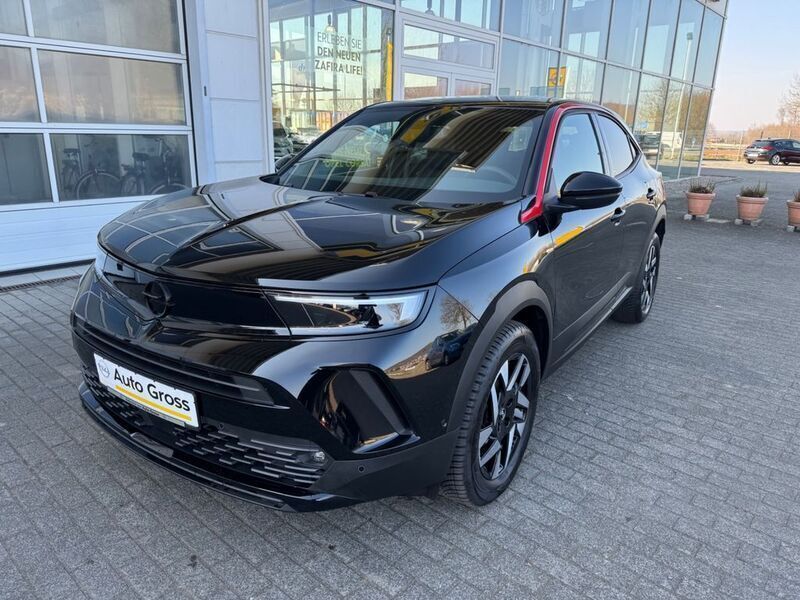 Lackierung schwarz perla nera/ Gebraucht 2023 Opel Mokka GS Line SUV | 22.990 € (Etwas zu teuer) - Bild 1/4