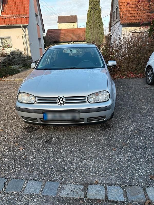Grau Gebraucht 2000 VW Golf IV Kleinwagen | 1.500 € (Superpreis) - Bild 1/4