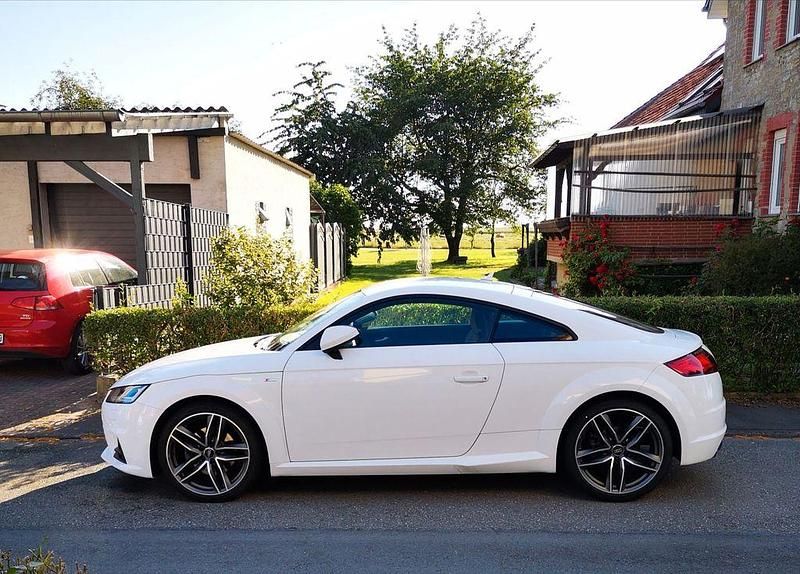 Gebraucht Audi TT S-Line 184 PS (135 kW) 2015 Weiß Coupé