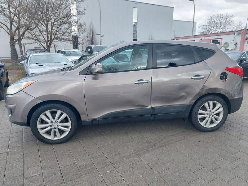 Gebraucht Hyundai Tucson Limited 178 PS (130 kW) 2012 Grau SUV