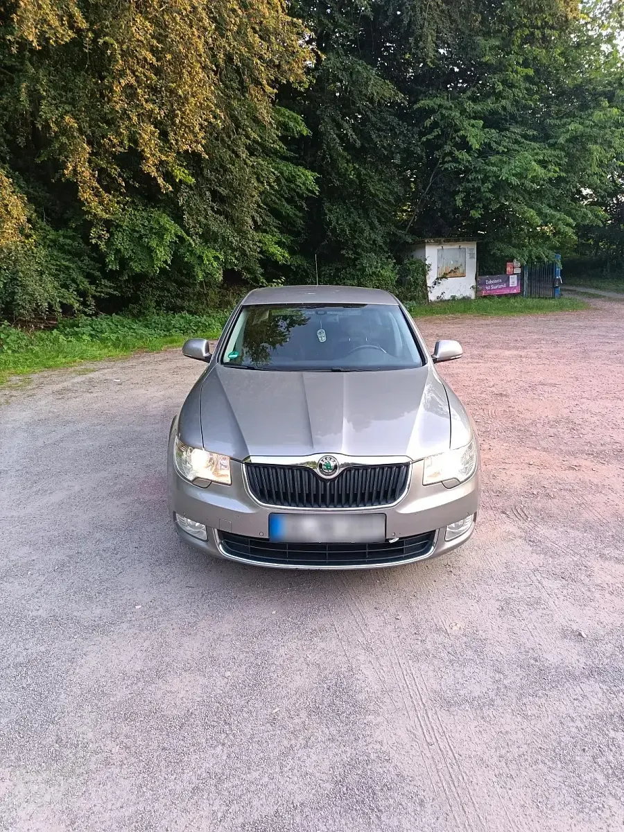 Gebraucht Skoda Superb 160 PS (117 kW) 2009 Limousine
