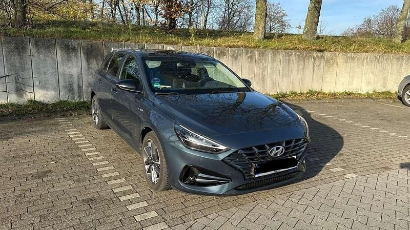 Gebraucht Hyundai i30 Edition 30+ 160 PS (117 kW) 2022 Blau Kleinwagen