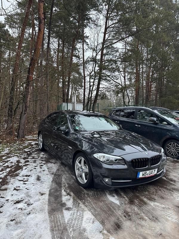 Gebraucht BMW 525 204 PS (150 kW) 2010 Grau Limousine
