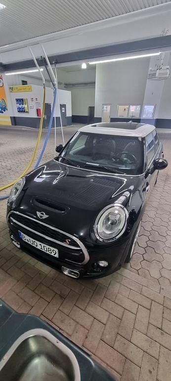Schwarz Gebraucht 2016 Mini Cooper S Kleinwagen | 15.490 € (Superpreis) - Bild 1/4