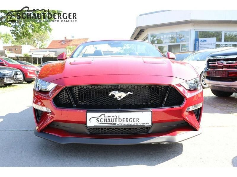 Gebraucht Ford Mustang GT Convertible 450 PS (330 kW) 2021 Lucidrot metallic Cabrio