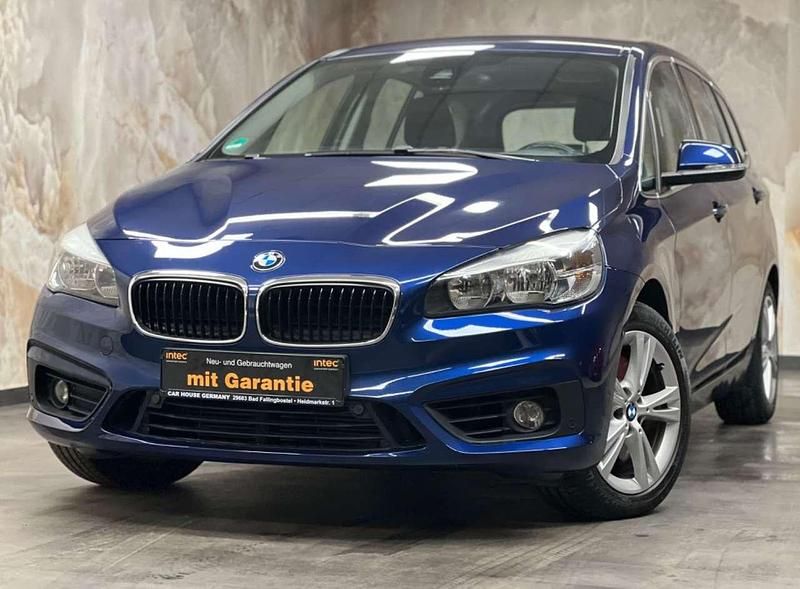 Mediterranblau metallic Gebraucht 2017 BMW 220 Van / Kleinbus | 16.490 € (Fairer Preis) - Bild 1/4