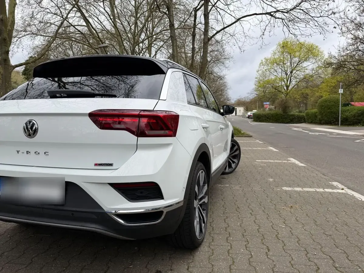 Gebraucht VW T-Roc Sportline 190 PS (139 kW) 2019 Weiß SUV