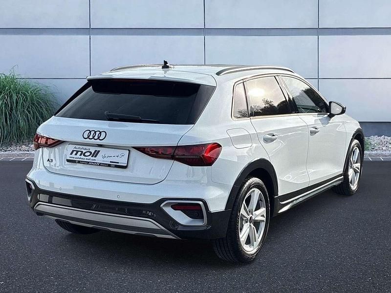 Gebraucht Audi A3 Sport 150 PS (110 kW) 2025 Arkonaweiß Kombi