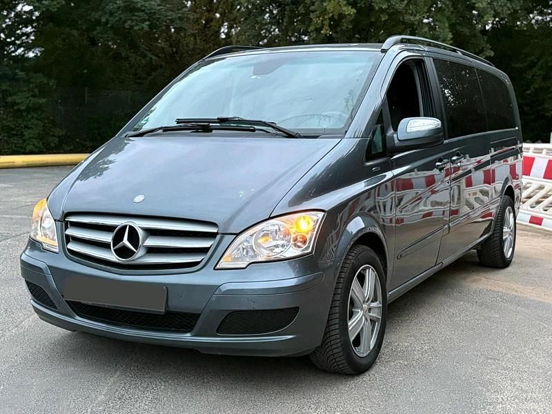 Grau Gebraucht 2014 Mercedes Viano Van / Kleinbus | 16.900 € (Superpreis) - Bild 1/4