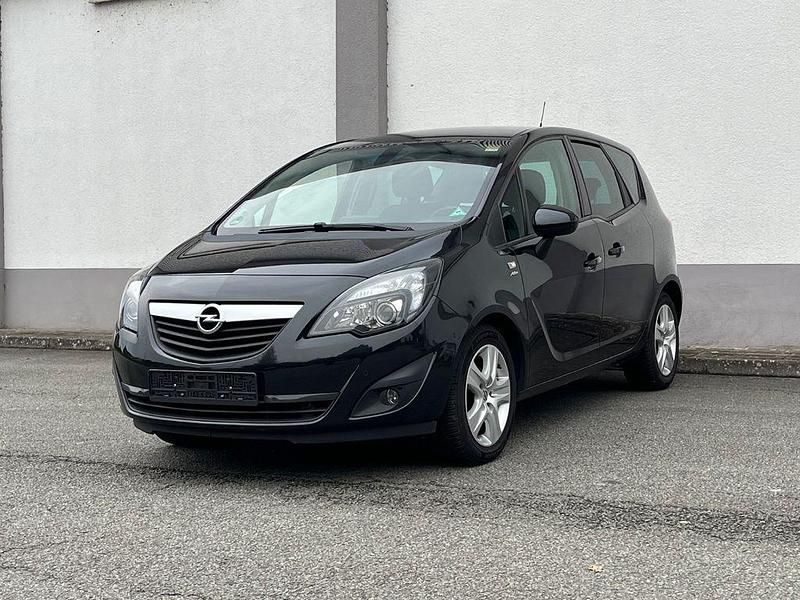 Schwarz Gebraucht 2013 Opel Meriva Active Van / Kleinbus | 5.890 € (Fairer Preis) - Bild 1/4