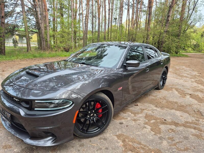 Grau Gebraucht 2018 Dodge Charger Limousine | 28.500 € - Bild 1/4