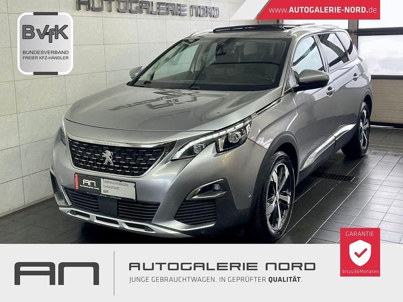 Grau Gebraucht 2017 Peugeot 5008 Allure SUV | 10.900 € - Bild 1/4