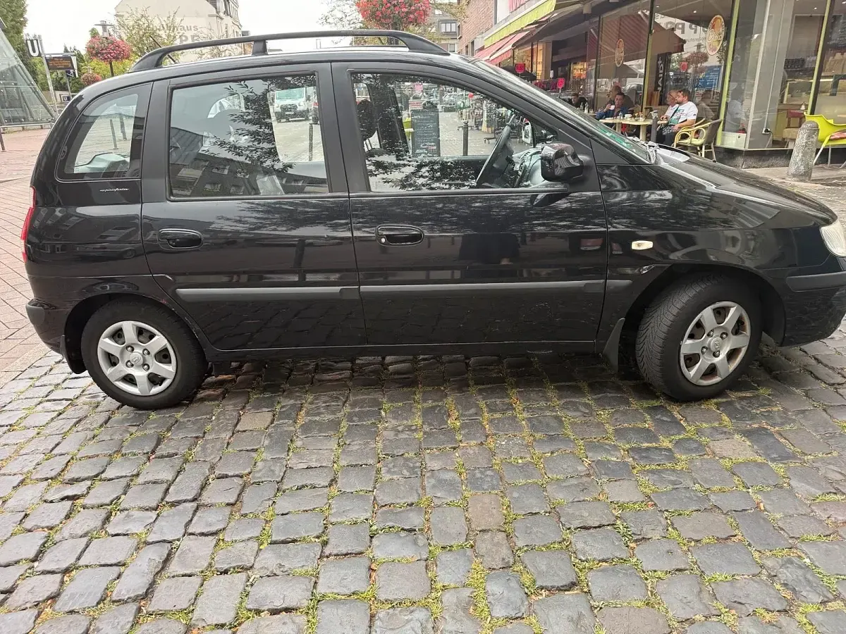 Gebraucht Hyundai Matrix 103 PS (75 kW) 2005 Schwarz Van / Kleinbus
