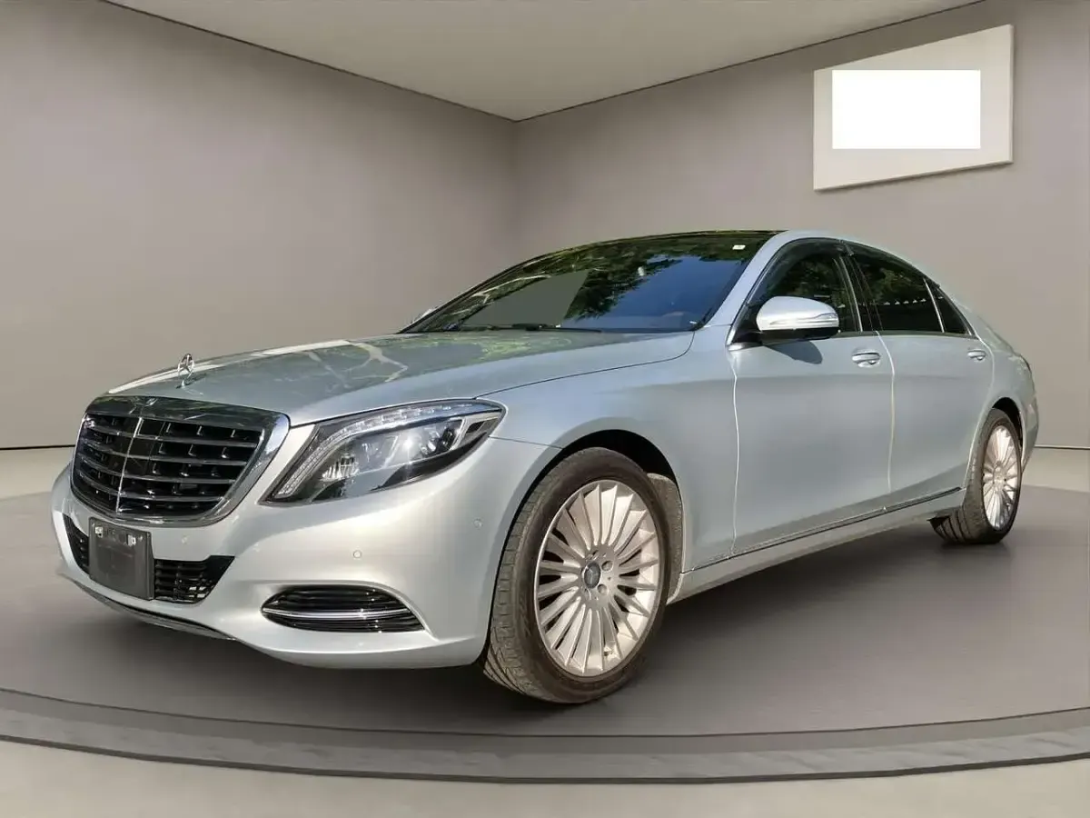 Gebraucht Mercedes S500L 455 PS (334 kW) 2015 Iridiumsilber metalliclack Limousine
