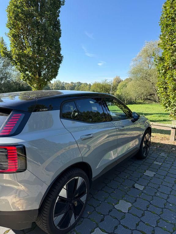 Gebraucht Volvo EX30 Plus 200 kW (272 PS) 2024 Grau SUV