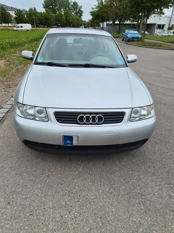 Gebraucht Audi A3 Ambiente 102 PS (75 kW) 2000 Grau Kleinwagen
