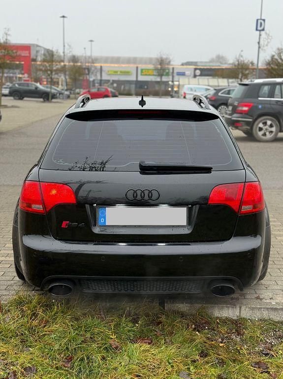 Gebraucht Audi RS4 Ambiente 420 PS (308 kW) 2006 Schwarz Kombi