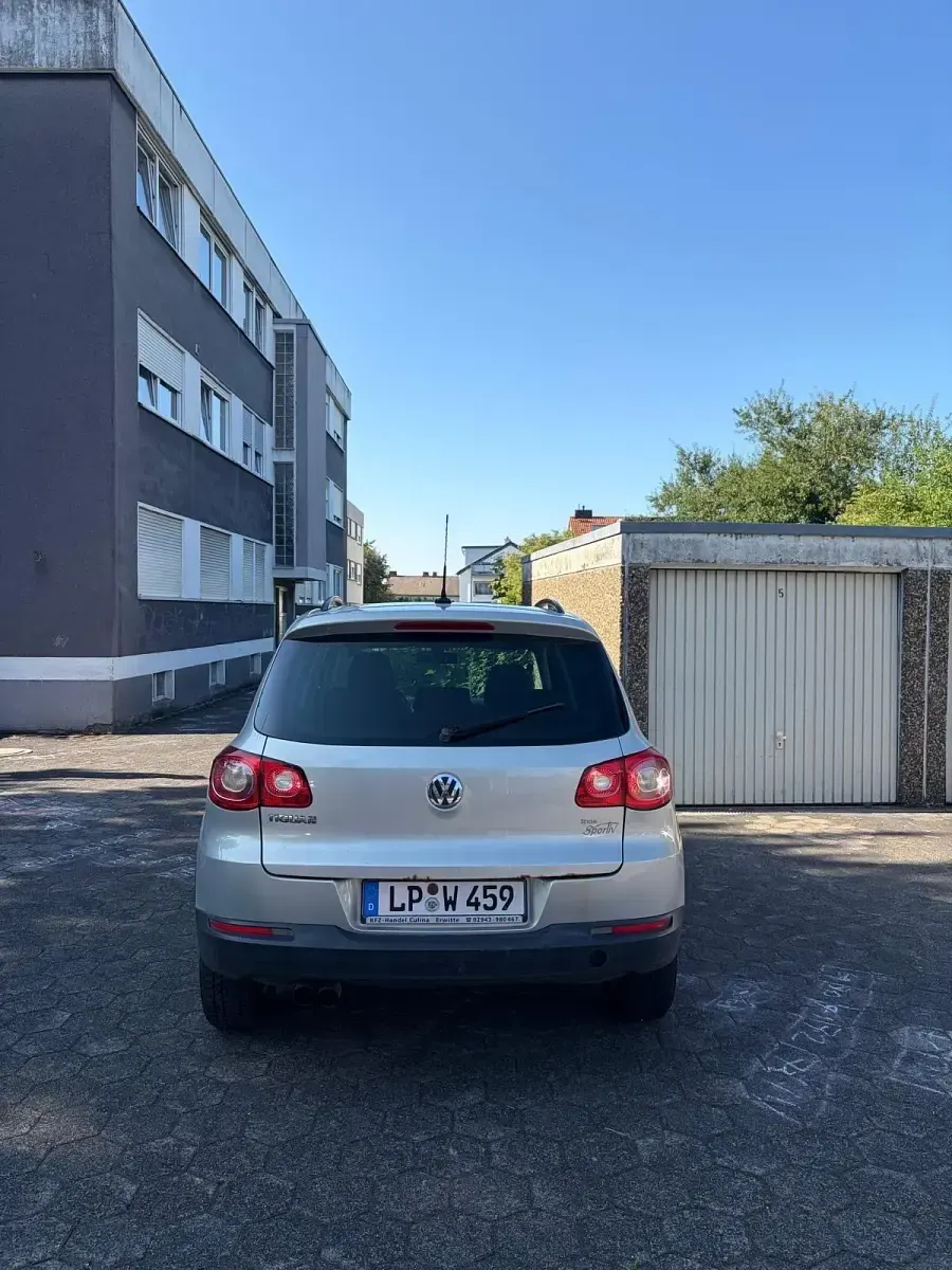 Gebraucht VW Tiguan 140 PS (102 kW) 2007 Beige SUV