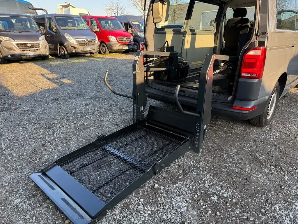 Gebraucht VW T6 150 PS (110 kW) 2018 Grau Van