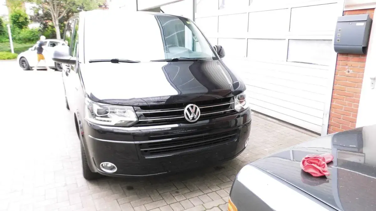 Gebraucht VW Caravelle 140 PS (102 kW) 2012 Schwarz Van
