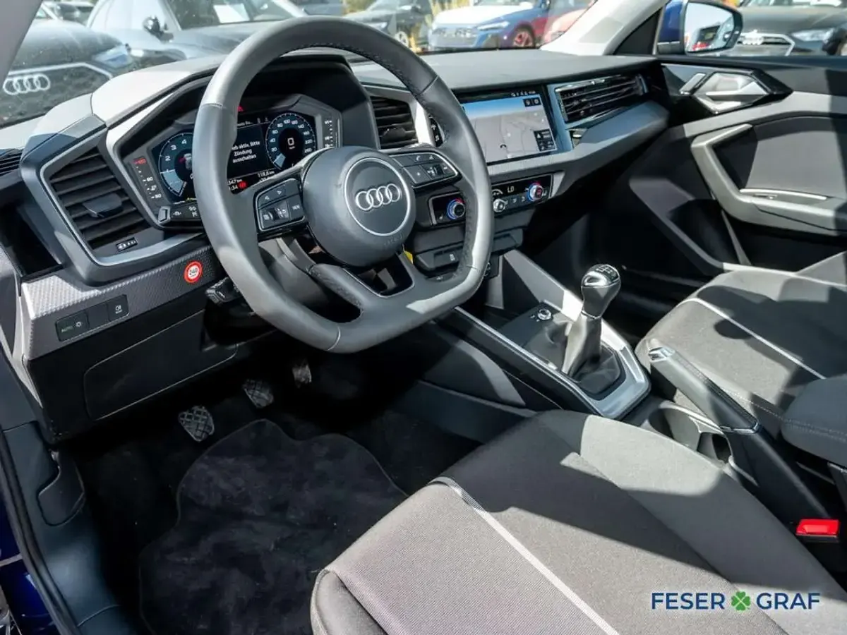 Gebraucht Audi A1 Sportback Advanced Plus 95 PS (69 kW) 2025 Navarrablau metallic Kleinwagen