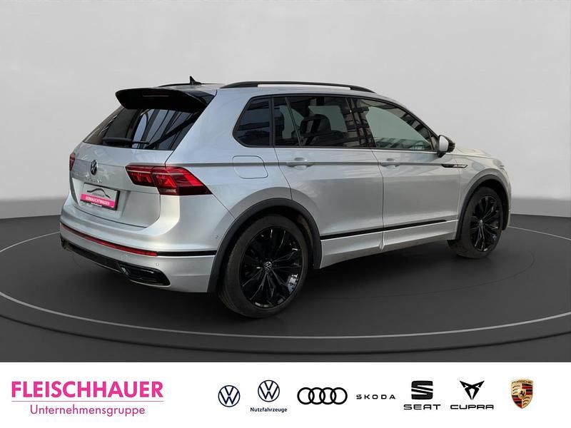 Gebraucht VW Tiguan Highline 220 PS (161 kW) 2018 Schwarz SUV