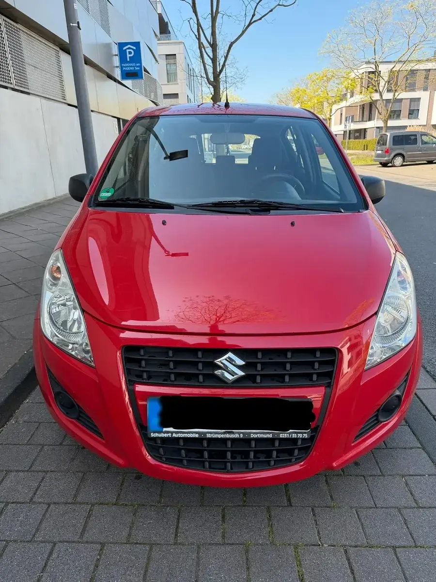 Gebraucht Suzuki Splash 68 PS (50 kW) 2013 Rot Kleinwagen