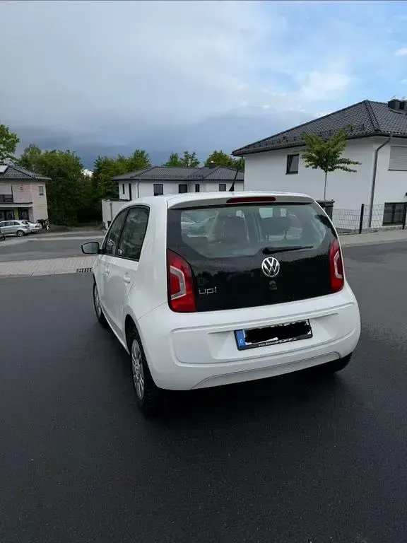 Gebraucht VW up! 65 PS (47 kW) 2016 Weiß Kleinwagen