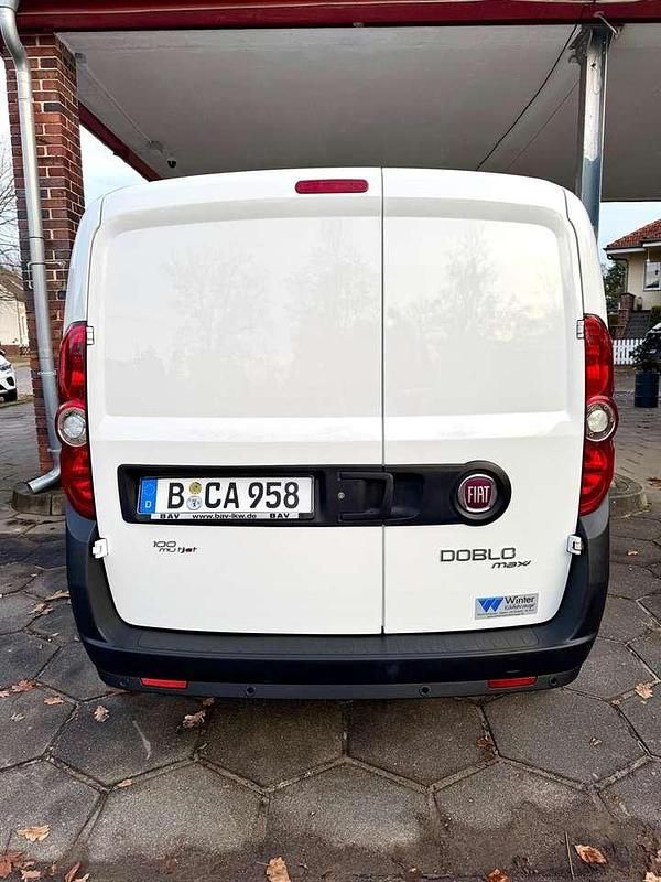 Gebraucht Fiat Doblò 101 PS (74 kW) 2015 Weiß Van / Kleinbus