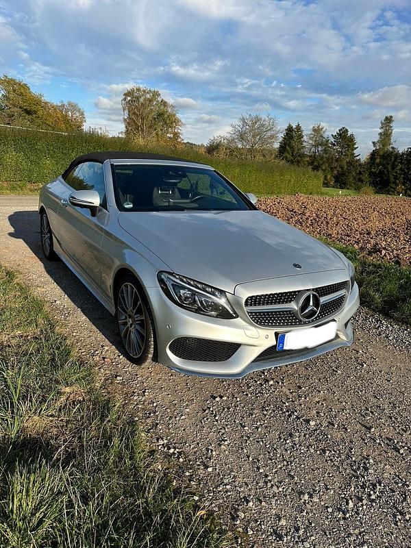Silber Gebraucht 2017 Mercedes C300 AMG Cabrio | 23.800 € (Guter Preis) - Bild 1/4