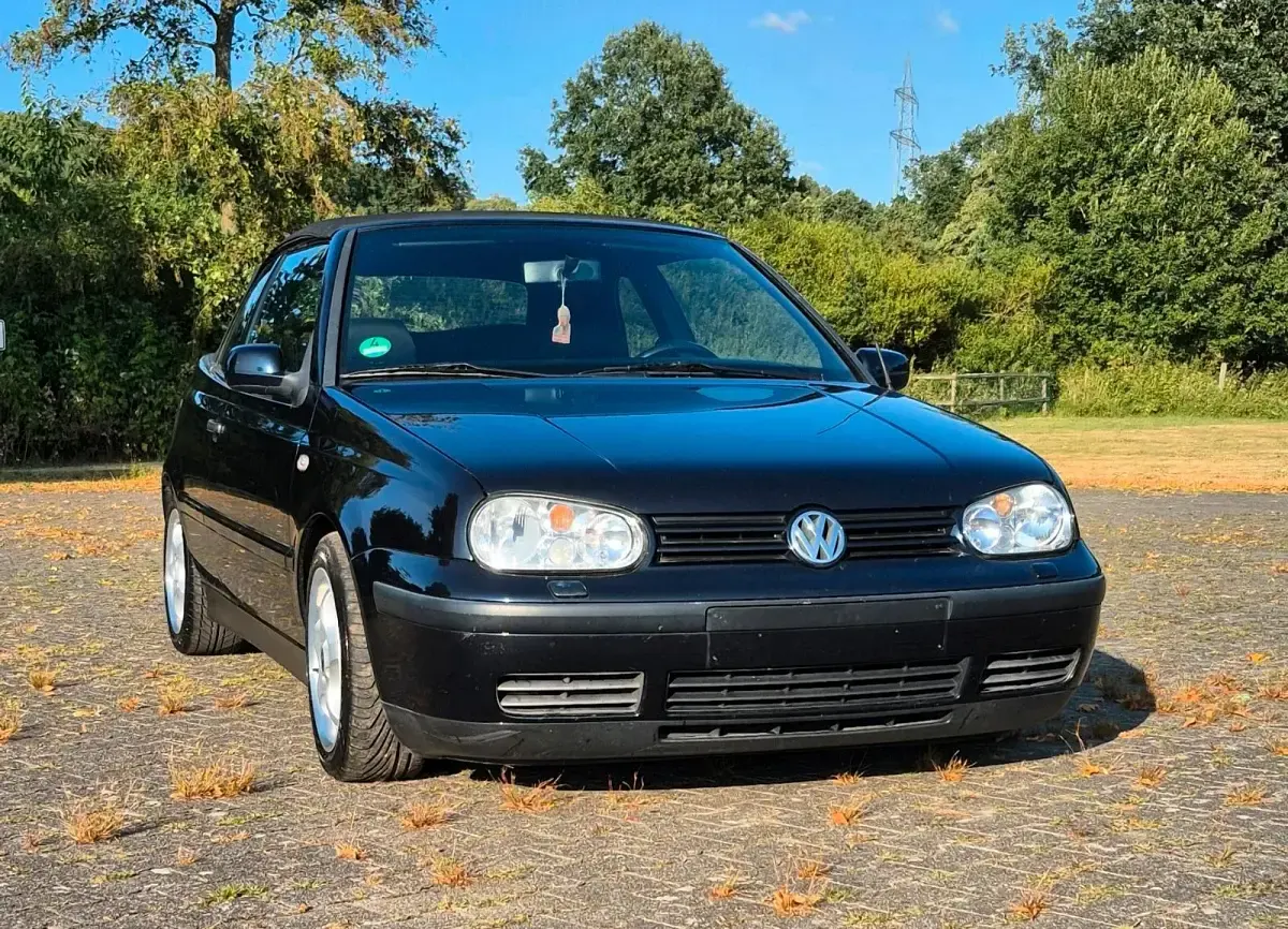 Gebraucht VW Golf Cabriolet 115 PS (84 kW) 2001 Blau Cabrio