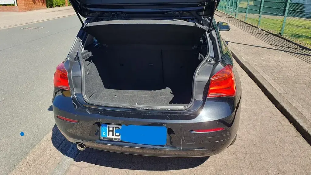 Gebraucht BMW 116 Efficient Dynamics 116 PS (85 kW) 2016 Schwarz Kleinwagen