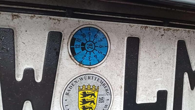 Gebraucht VW Golf VI 160 PS (117 kW) 2009 Silber Kleinwagen