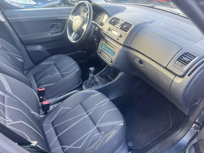 Gebraucht Skoda Roomster Fresh 86 PS (63 kW) 2014 Grau Van / Kleinbus