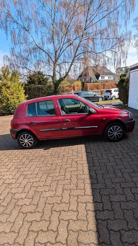 Gebraucht Renault Clio II 50 PS (36 kW) 1999 Rot Kleinwagen