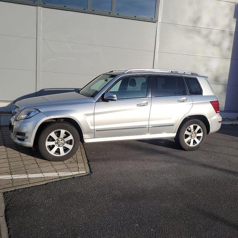 Silber Gebraucht 2014 Mercedes GLK250 SUV | 12.900 € (Superpreis) - Bild 1/4
